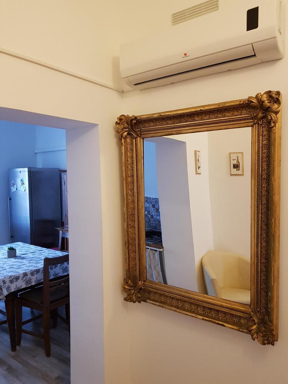 Varkeruelet Apartman Sopron Eksteriør billede